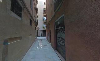 Pis  Tarros. Se vende piso okupa en barcelona barcelona.