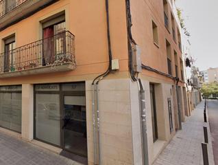 Flat in Roser 39. Se vende piso okupa en calle roser 39 de reus tarragona.