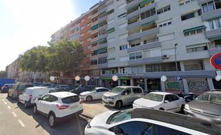 Piso en Carrilet del 206. Se vende residencial okupa en avenida carrilet de hospitalet de