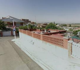 Haus in Passio 10. Se vende casa okupada en calle passió 10 de rubí barcelona.