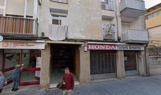 Flat in Roser 89. Se vende piso okupa en calle roser 89 de reus tarragona.
