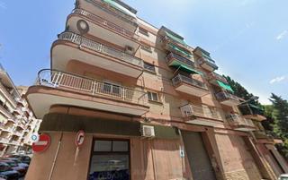 Piso en Costa brava 8. Se vende piso okupa en calle costa brava 8  4 b de reus tarragon