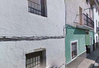 Pis a Mestre garrigues 14. Se vende piso okupa en mestre garrigues manuel en valencia.
