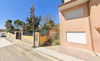Casa adossada a Italia 4. Se vende casa adosada okupa en italia, maría de huerva zaragoza.
