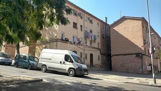 Etagenwohnung  La mariola. Se vende piso okupado en mariola lleida lleida