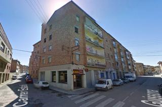 Pis  Guissona. Se vende piso okupado en cervera lleida