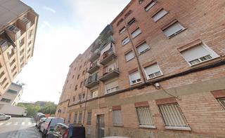Pis a Bages, del 100. Se vende piso cesin de remate en calle del bages 100 de terrass