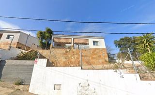 Pis a Blanes (agora park) 10. Se vende piso cesin de remate en calle blanes 10 de tordera bar