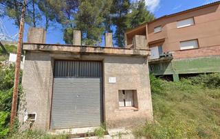 Appartement à Carrer del port de la bonaigua 25. Se vende piso cesión de remate en calle port de bonaigua 25 de v