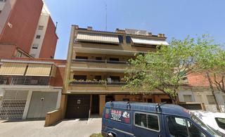 Pis  Sabadell. Se vende piso alquilado en carretera sabadell de rubí barcelona.