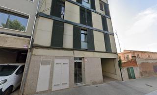 Appartement  Rubi, de. Se vende piso alquilado en carretera rubí de terrassa barcelona.