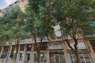 Pis  Sol i padris de. Se vende piso alquilado en calle de sol i padris de sabadell bar