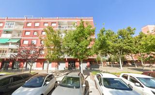 Appartement  Llibertat. Se vende piso alquilado en calle llibertat del prat de llobregat