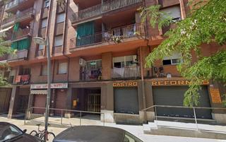 Pis  Dos de maig. Se vende piso alquilado en calle dos de maig de viladecans barce
