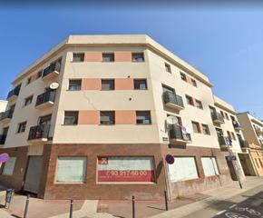 Business premise in Calle rafael casanova 37. Venta de local okupado en calle rafael casanova n 37 viladecans