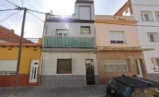 Etagenwohnung in Narcis monturiol 26. Se vende piso en cesión de remate en calle narcís monturiol 26 d