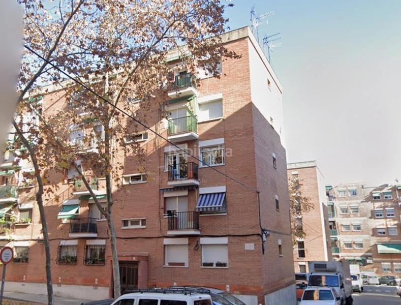 Foto bebe5ca2-6440-4b08-a5cd-ff6754e0ba76. Piso en asdrubal d' 1 se vende piso en cesión de remate en passatge asdrúbal d 1 barcelona. en Sabadell