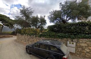 Haus in Lluis bonet i gari 1. Se vende residencial okupa en calle lluis bonet i gari de argent
