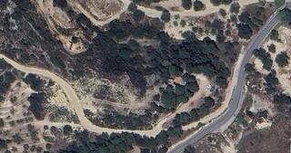 Masia a De roquetes a mas de barberans 1. Se vende finca rústica okupa en carretera mas roquetes tarragona