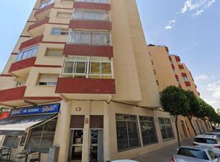 Pis a Centre. Se vende piso okupa en avenida sant bernat calvo 43 de reus tarr