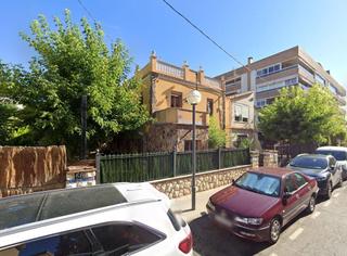 Appartement à Platja de Ponent. Se vende piso okupa en calle valencia 47 de salou tarragona.