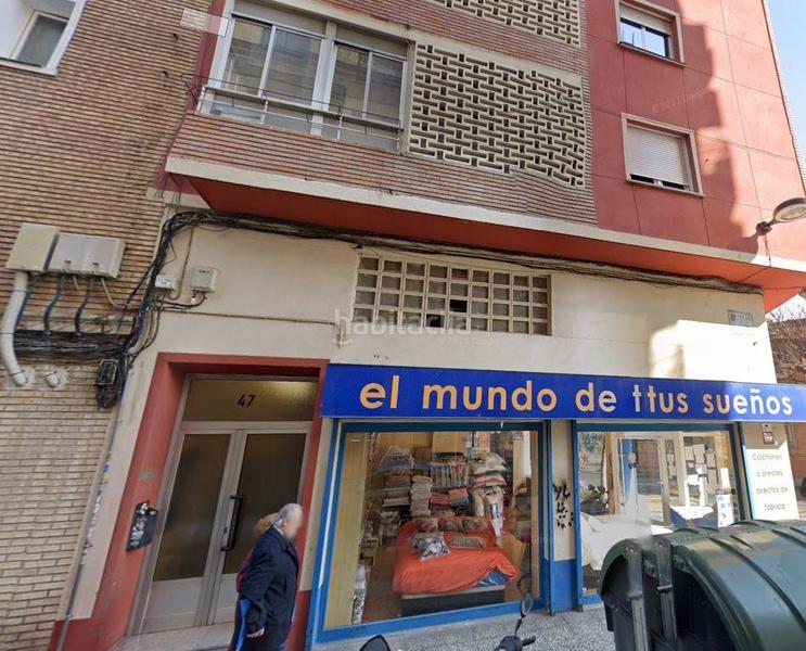 Foto 2a010866-30a3-4fd2-b1d3-9732f6d568aa. Piso se vende piso okupa en calle pontevedra 47 . en Zaragoza