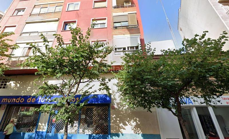 Foto ed1283ca-488e-48a8-b100-5ef2756f6941. Piso se vende piso okupa en calle pontevedra 47 . en Zaragoza