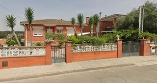 Casa a Carrer juli garreta 42. Se vende casa okupada en calle juli garreta n 42 lli damunt ba