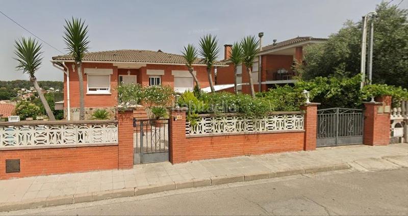 Foto dc8d7a93-bafe-4d30-9cfc-25f433f93870. Casa a carrer juli garreta 42 a Lliçà d´Amunt