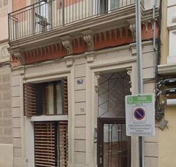 Appartement à El Poble Sec - Parc de Montjuïc. Se vende piso okupado en calle roser n 70 barcelona barcelona