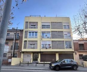 Piso en Canovelles 12. Se vende piso okupado en avenida canovelles 8 de canovelles barc