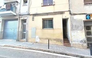 Piso en Mira-sol,de 10. Venta de piso okupado en calle mirasol nº 10 de terrassa barcelo