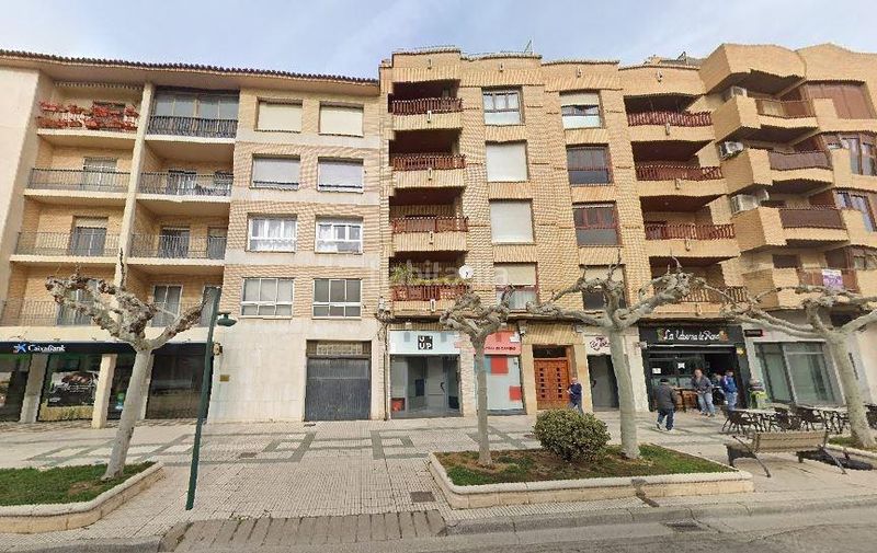 Foto 6bcb1b41-f449-4bd0-8141-68cd2b31a867. Pis a paseo muro 5 a Ejea de los Caballeros
