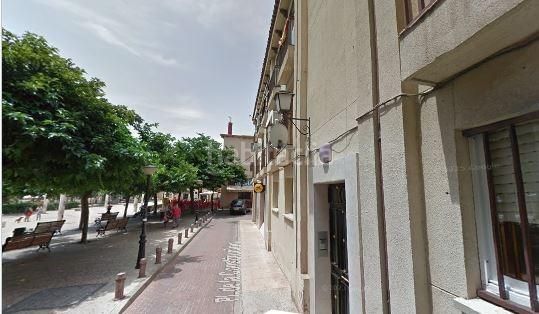 Foto 148b0def-86b2-49cc-9f11-16e8f4f3f5a5. Pis a plaza constitucion a Velilla de San Antonio