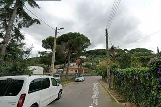 House in Carrer angel guimera 3. Se vende casa  okupa en c angel guimera 3 de sant pere de vi