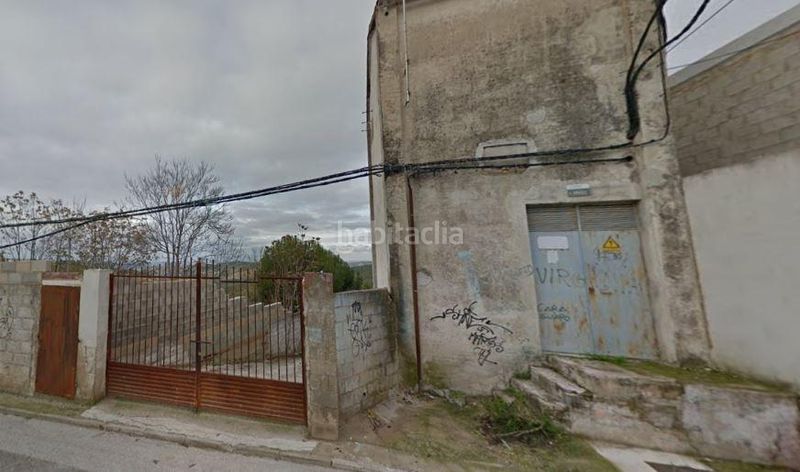 Foto b8b517ff-e471-4648-9fdd-bc4a2f017f99. Local comercial a avenida jaen a Torredonjimeno