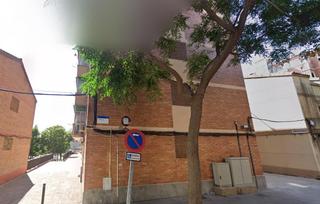 Appartement à Carrer viladecans de 13. Fantástico piso en calle viladecans 13 de sant boi de llobregat