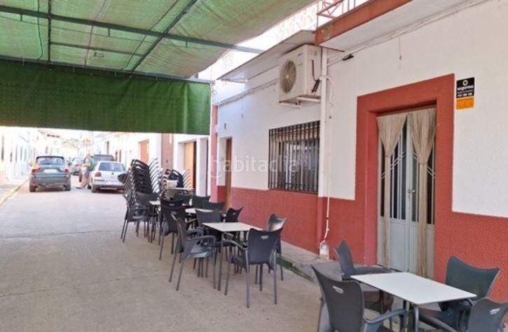 Foto 714a03a9-a724-4368-baea-4eb02d811750. Pis a calle peña 2a a Madrigalejo