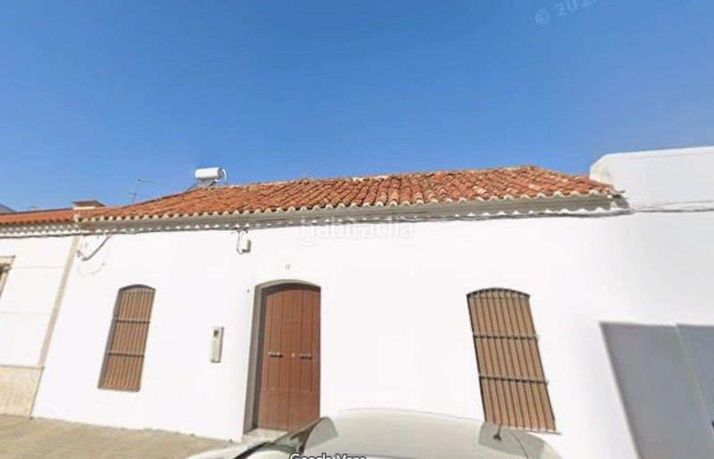 Foto 1ad11df0-a193-4db7-a6df-7458fdd54db7. Pis a calle derecha a Puebla de la Calzada