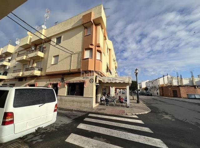Foto dd148dc3-ea91-4db3-8b61-c7f5e17c7bc1. Pis a huelva Lepe a Lepe
