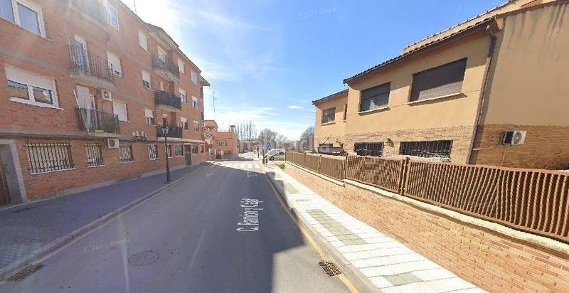 Foto b719ee9b-a58c-4be4-a921-b50d19de3cd4. Pis a calle ramón y cajal 2 a Estación-Cruz Roja Illescas