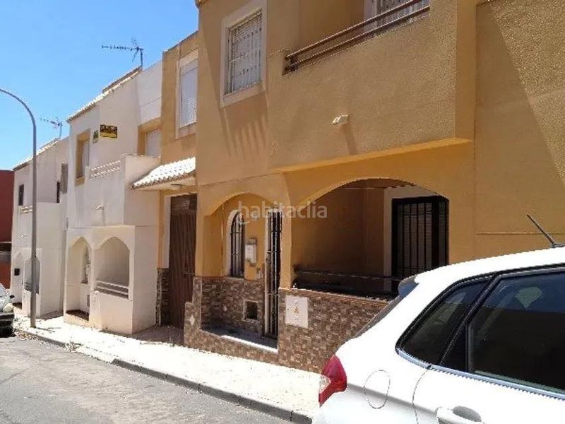 Foto 40409630-0447-4ce2-92d9-1e15945284f4. Flat in calle bitacora in La Gangosa Vícar