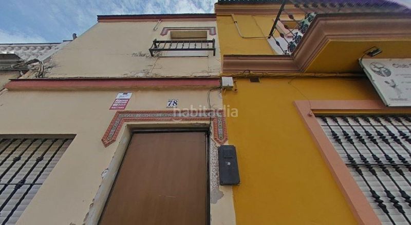 Foto f11c6523-5c15-455c-b0fa-a26c6d5273e1. Casa adossada a avenida constitucion 78 a Rinconada (La)