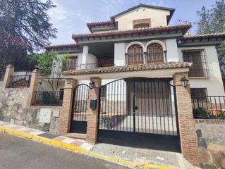 Haus in Calle cariñena. Se vende casa  okupa en c cariñena  de otura