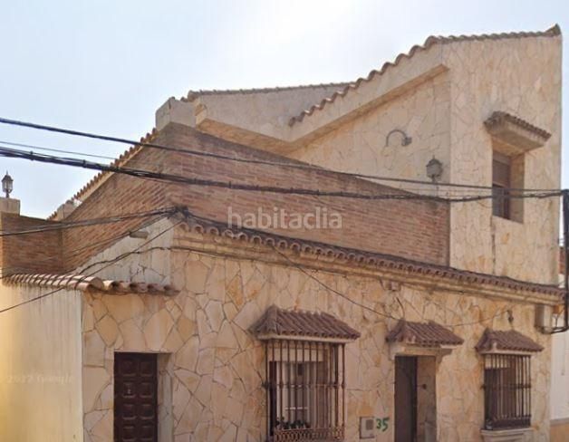 Foto a2b4e8e1-e108-4043-93b7-1f12a4713415. Casa a calle mirlo el a El Rinconcillo Algeciras