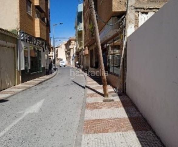 Foto 7f44afa9-a139-4ba2-8acb-ac559b3a41c6. Pis a calle escalinata a La Chanca - Pescadería Almería