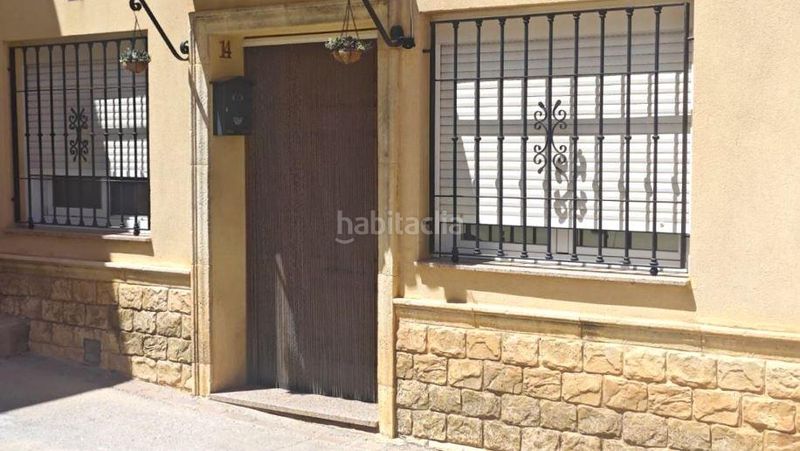 Foto 2af849c0-9108-45a1-9402-106834958f6a. Casa adossada a calle larga a Guadix