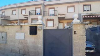 Casa in Calle juan carlos i 11. Se vende casa  okupa en c juan carlos i 11 de seseña