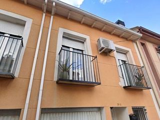 Pis a Calle  manuel de falla 39. Se vende piso cesión de remate en c  manuel de falla en san mart