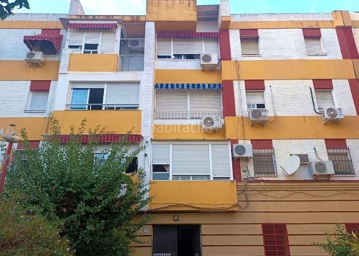 Foto 87198cc8-ecaf-478e-a426-62987408e962. Pis a calle jose bermejo 7 a Villegas Sevilla